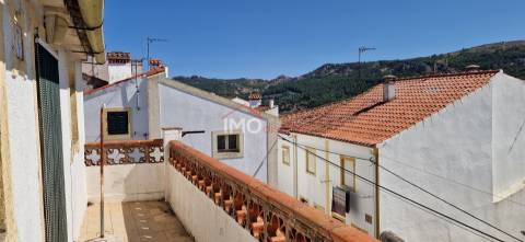 Moradia Geminada T3 Venda em Santiago Maior,Castelo de Vide