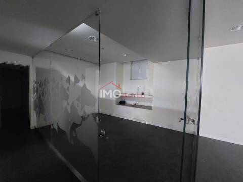 Loja  Arrendamento em Sé e São Lourenço,Portalegre