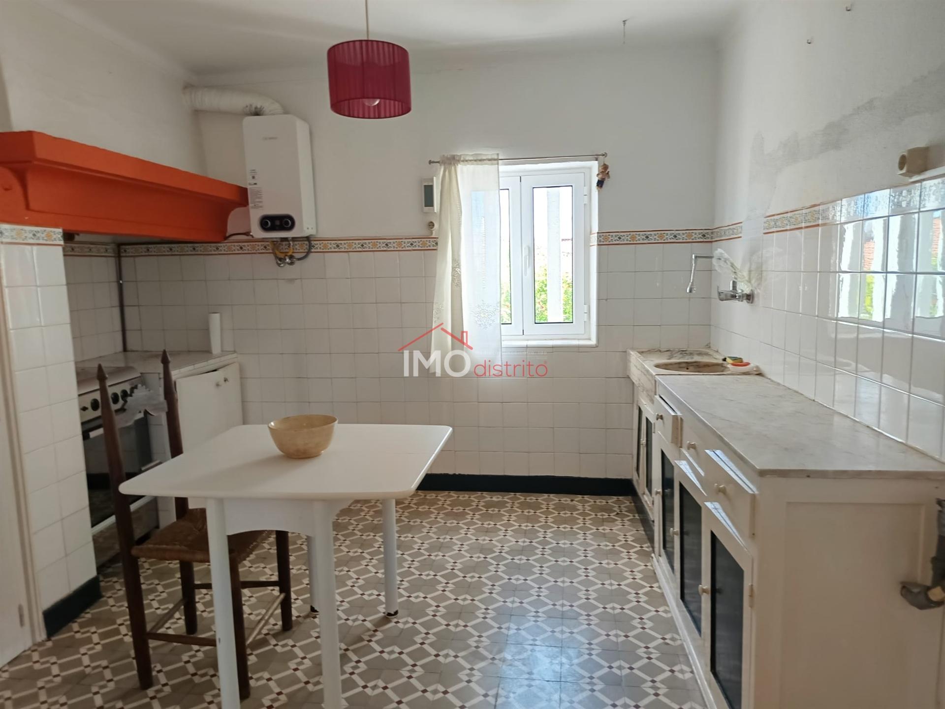 Prédio T1+3 Venda em Sé e São Lourenço,Portalegre