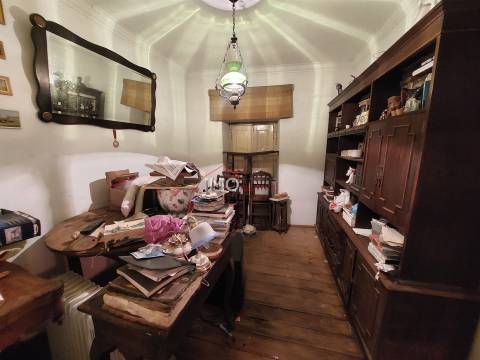 Prédio T9 Venda em Santa Maria da Devesa,Castelo de Vide