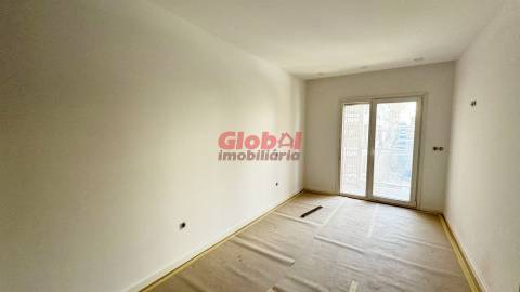 Apartamento T2 Venda em Viseu,Viseu