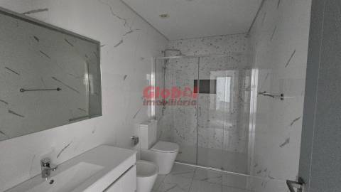 Moradia Isolada T4 Venda em Barreiros e Cepões,Viseu