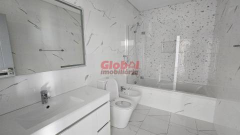 Moradia Isolada T4 Venda em Barreiros e Cepões,Viseu