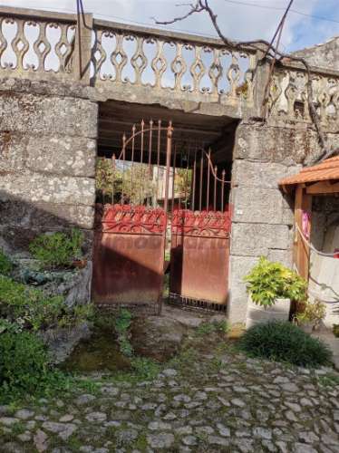 Moradia para Restaurar  Venda em Queirã,Vouzela