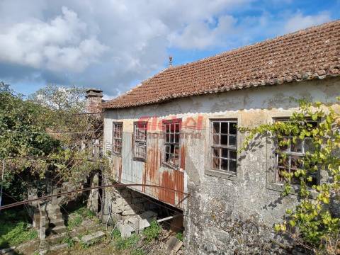 Moradia para Restaurar  Venda em Queirã,Vouzela