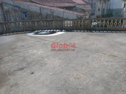 Moradia para Restaurar  Venda em Queirã,Vouzela