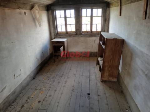 Moradia para Restaurar  Venda em Queirã,Vouzela
