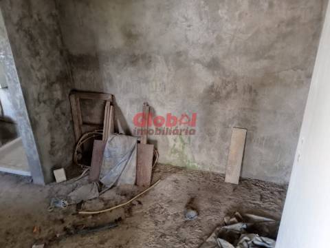 Moradia para Restaurar  Venda em Queirã,Vouzela