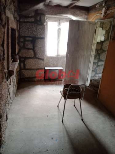 Moradia para Restaurar  Venda em Queirã,Vouzela