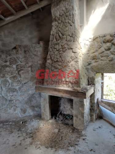 Moradia para Restaurar  Venda em Queirã,Vouzela