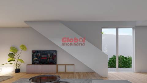 Moradia Geminada T1+3 Venda em Orgens,Viseu