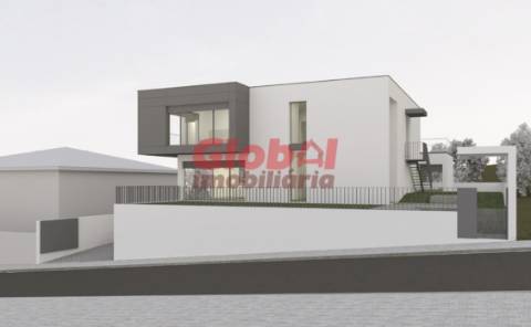Moradia Isolada T5 Venda em Fragosela,Viseu