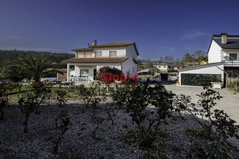 Moradia Isolada T5 Venda em Mões,Castro Daire