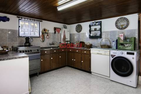 Moradia Isolada T5 Venda em Mões,Castro Daire