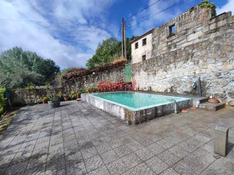 Moradia Geminada T5 Venda em Mundão,Viseu