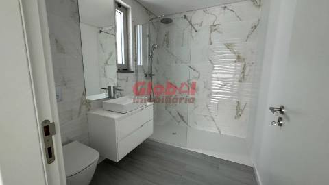 Moradia Geminada T5 Venda em Viseu,Viseu