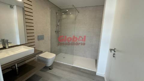 Moradia Geminada T5 Venda em Viseu,Viseu