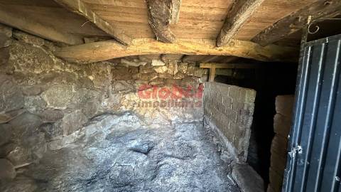 Moradia para Restaurar  Venda em Lordosa,Viseu