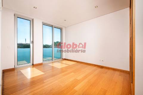 Apartamento T4 Venda em Viseu,Viseu