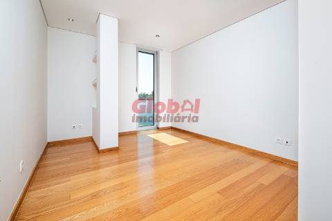 Apartamento T4 Venda em Viseu,Viseu