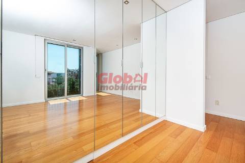 Apartamento T4 Venda em Viseu,Viseu