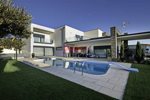 Moradia Isolada T4 Venda em Viseu,Viseu