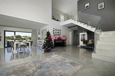 Moradia Isolada T4 Venda em Viseu,Viseu