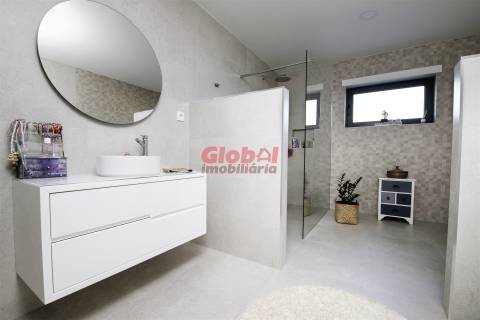 Moradia Isolada T4 Venda em Viseu,Viseu