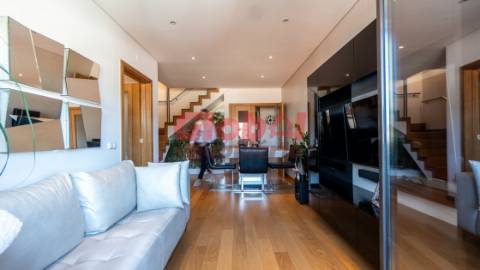 Apartamento T1 DUPLEX Venda em Viseu,Viseu