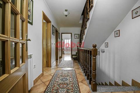 Moradia em Banda T4 Venda em Orgens,Viseu