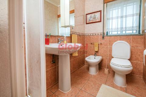 Moradia em Banda T4 Venda em Orgens,Viseu