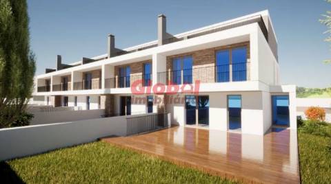 Moradia em Banda T3 Venda em Abraveses,Viseu