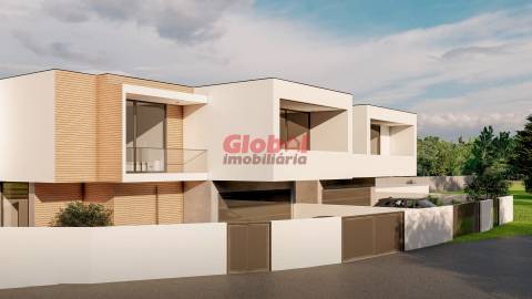 Moradia Geminada T4 Venda em Rio de Loba,Viseu