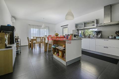 Moradia Isolada T4 Venda em Povolide,Viseu