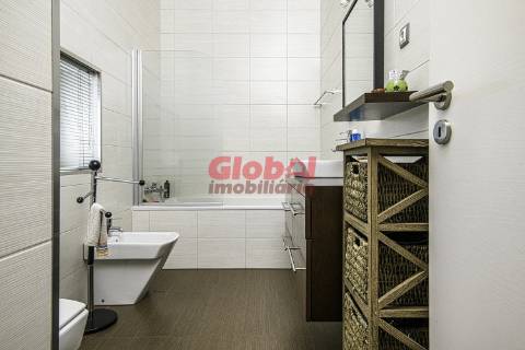 Moradia Isolada T4 Venda em Povolide,Viseu