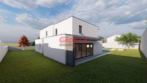 Moradia Isolada T4 Venda em Ribafeita,Viseu