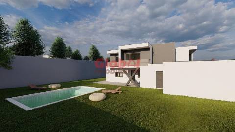 Moradia Isolada T4 Venda em Ribafeita,Viseu