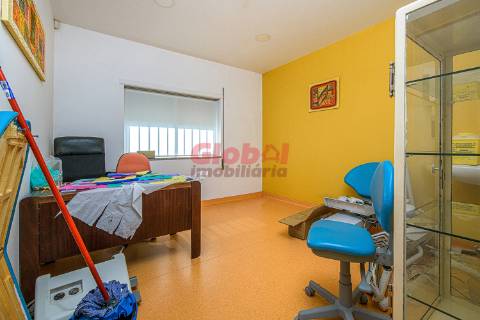 Loja  Trespasse em Faíl e Vila Chã de Sá,Viseu