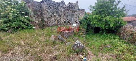 Moradia para Restaurar  Venda em Campo,Viseu