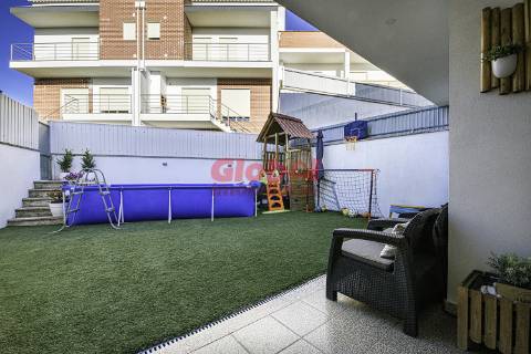 Moradia em Banda T4 Venda em Orgens,Viseu