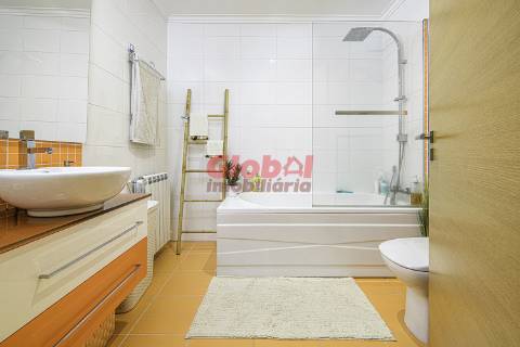 Moradia em Banda T4 Venda em Orgens,Viseu