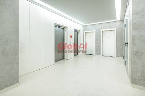 Apartamento T4 Venda em Repeses e São Salvador,Viseu