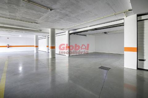 Apartamento T4 Venda em Repeses e São Salvador,Viseu