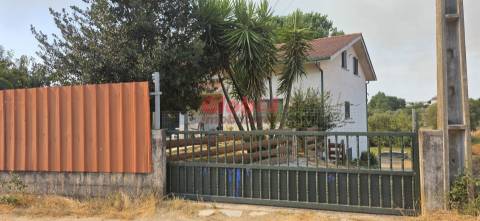 Moradia Isolada T3 Venda em São João de Lourosa,Viseu