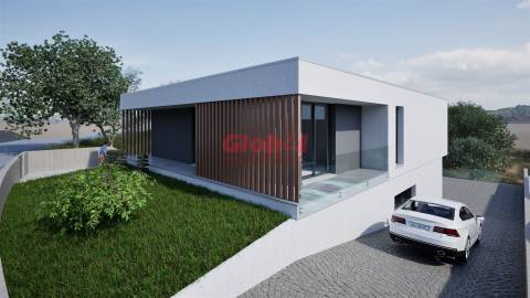 Moradia Isolada T3+1 Venda em Faíl e Vila Chã de Sá,Viseu