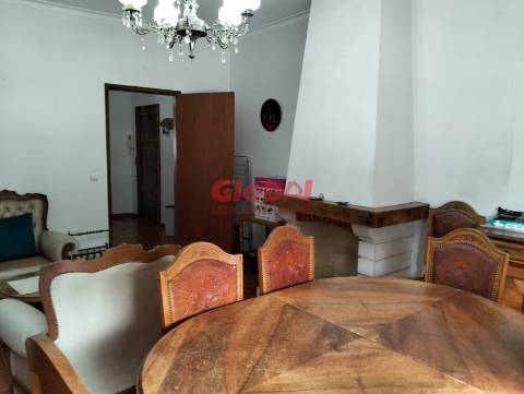 Apartamento T5 Venda em Viseu,Viseu