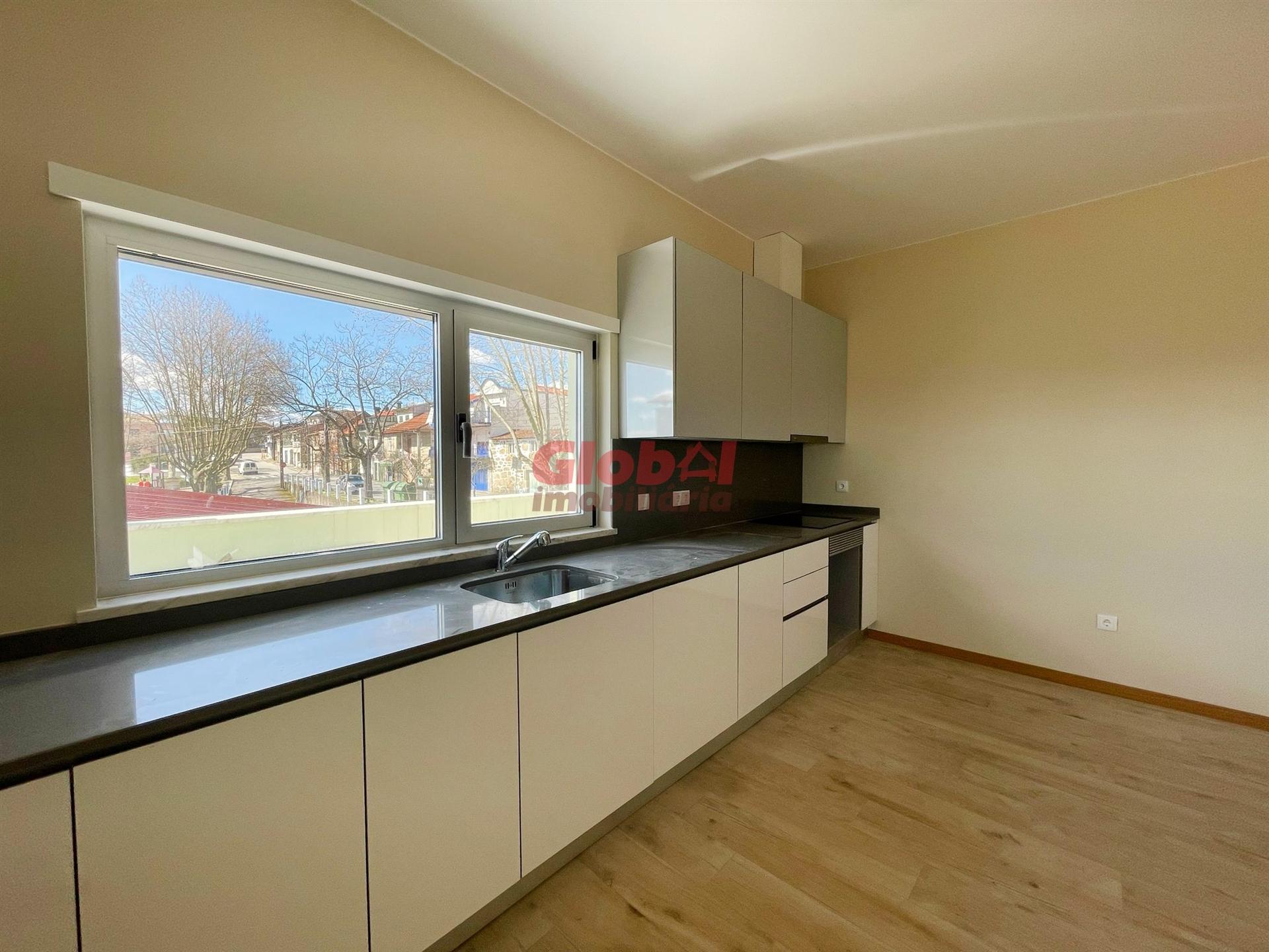 Apartamento T1+1 Venda em Cavernães,Viseu