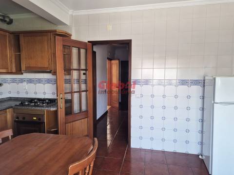 Apartamento T3 Venda em Oliveira do Hospital e São Paio de Gramaços,Oliveira do Hospital