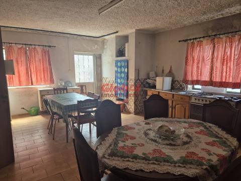 Moradia T4 Venda em Seixo da Beira,Oliveira do Hospital