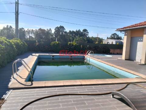 Moradia T3 Venda em Cavernães,Viseu